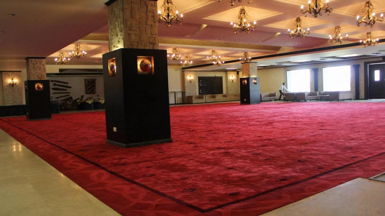 Hotel 17 Miles Джаму Екстериор снимка