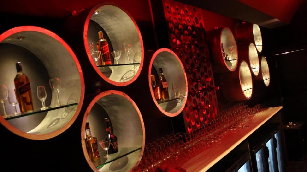 Hotel 17 Miles Джаму Екстериор снимка
