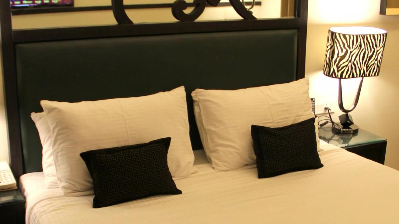 Hotel 17 Miles Джаму Екстериор снимка