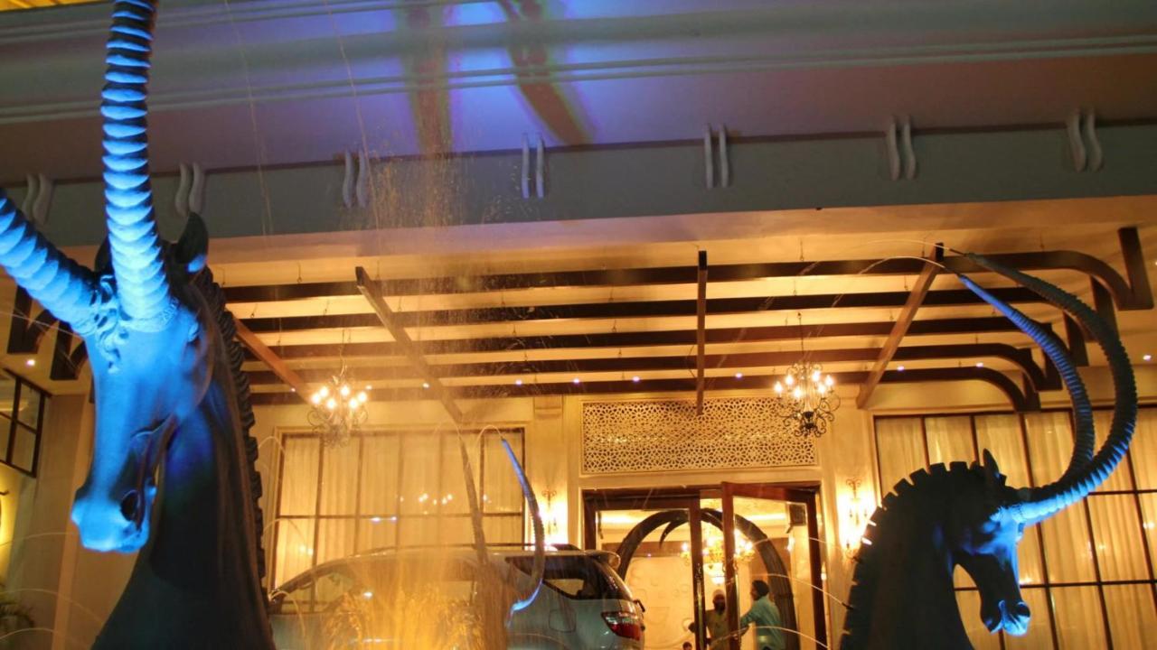 Hotel 17 Miles Джаму Екстериор снимка